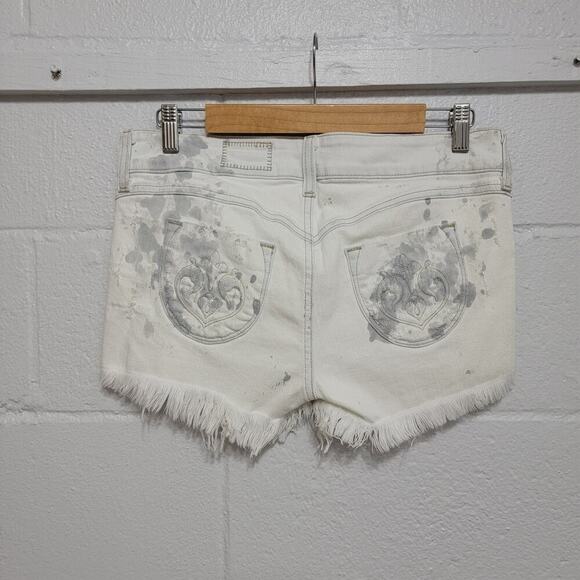 Sivy Destroyed Jean Shorts 32 - Picture 2 of 8